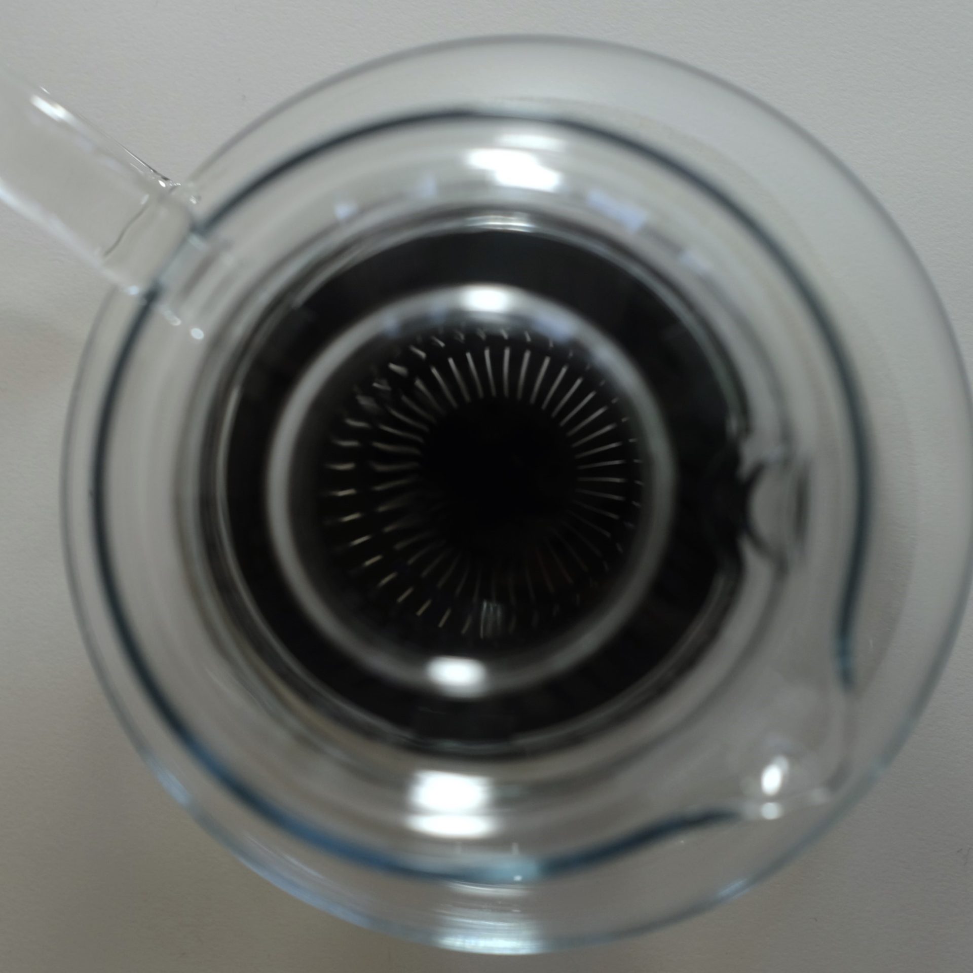 Cleo Glass Teapot (1.5 litres) - Image 3